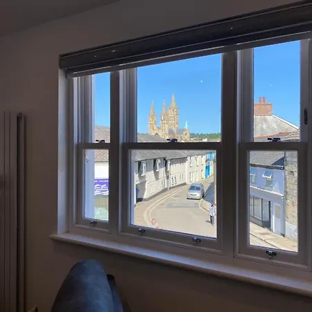 Apartment 7, The Cathedral View Truro Exterior photo